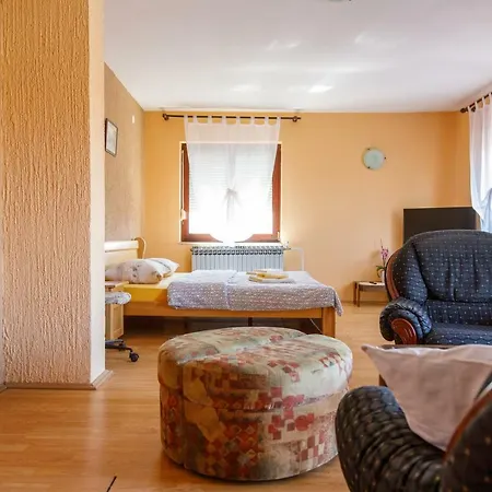 Apartmani Maraton Vukovar Exterior photo