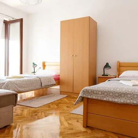Apartmani Maraton Vukovar Exterior photo